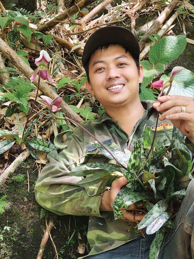 Vượt rừng săn &ldquo;kỳ hoa&rdquo; nơi đại ng&agrave;n T&acirc;y Nguy&ecirc;n- Ảnh 1.