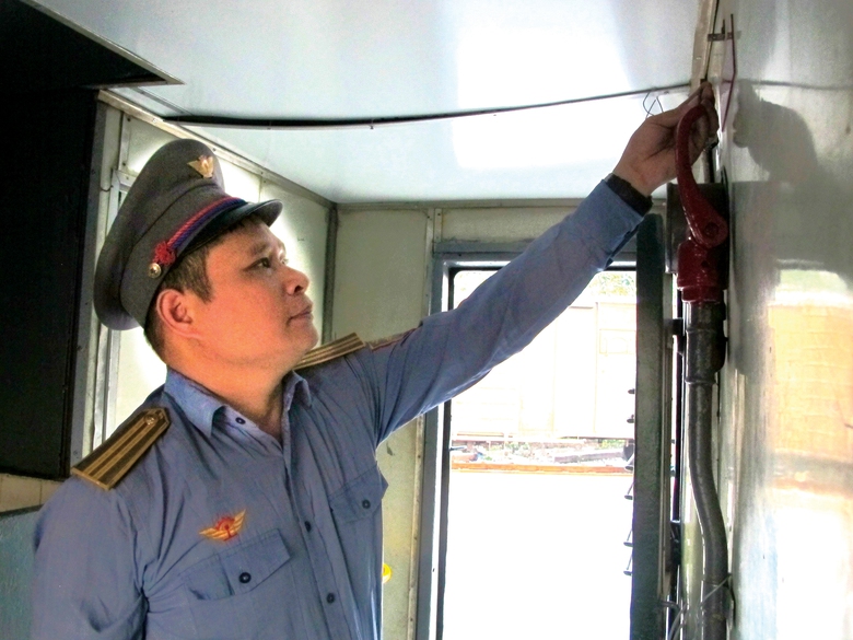Chuyện &iacute;t biết về nghề trưởng t&agrave;u h&agrave;ng- Ảnh 1.