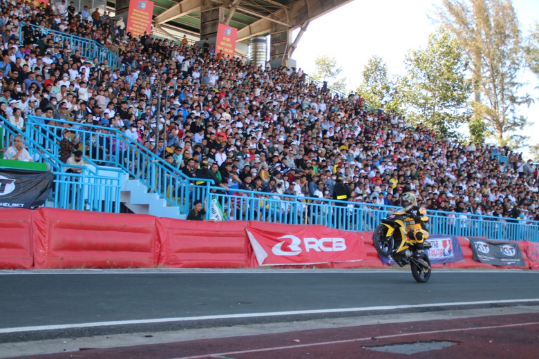 M&atilde;n nh&atilde;n với m&agrave;n tranh t&agrave;i đua xe m&ocirc; t&ocirc; to&agrave;n quốc ở Cần Thơ- Ảnh 7.