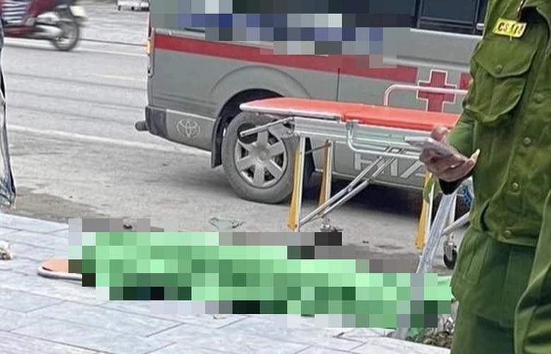 Ph&oacute; hiệu trưởng tử vong tr&ecirc;n vỉa h&egrave; l&uacute;c s&aacute;ng sớm- Ảnh 1.