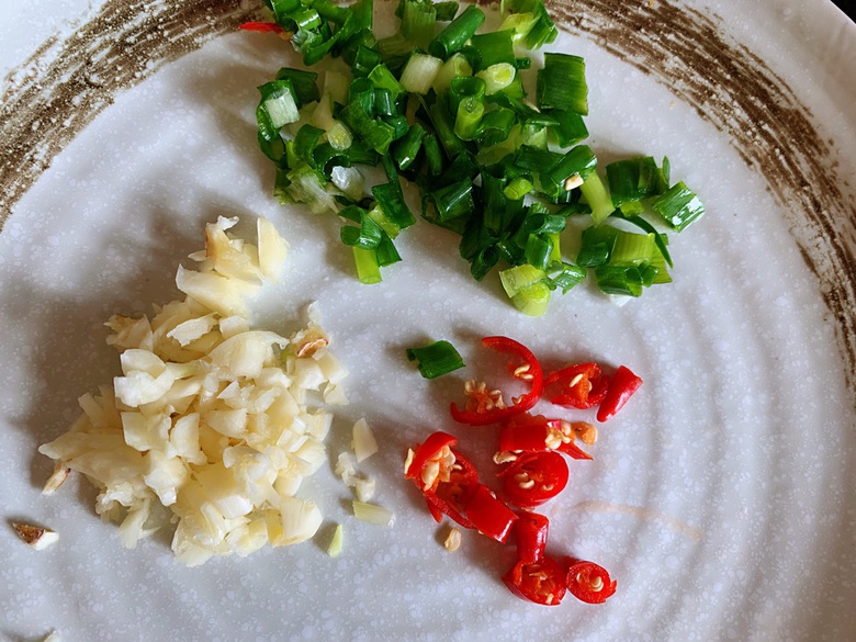 M&oacute;n ăn dọn tủ ng&agrave;y Tết vừa ngon miệng, dễ l&agrave;m lại gi&uacute;p giải ngấy- Ảnh 1.