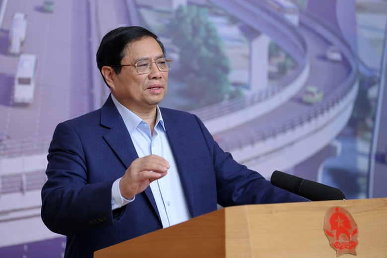 Thủ tướng: Giao th&ocirc;ng giải ng&acirc;n 422.000 tỷ đồng l&agrave; việc rất kh&oacute; nhưng kh&ocirc;ng b&agrave;n l&ugrave;i- Ảnh 1.