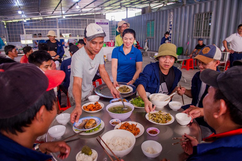 Doanh nghiệp giao thông và chiến lược giữ chân Doanh nghiệp giao thông và chiến lược giữ chân