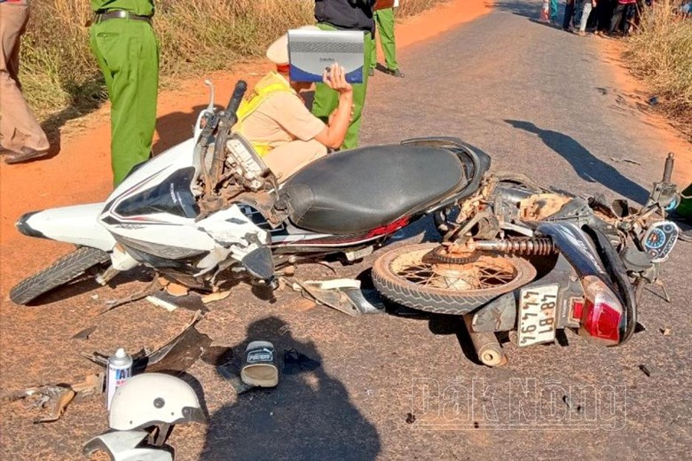 Hiện trường vụ tai nạn - Ảnh: Quang Vũ. Hiện trường vụ tai nạn - Ảnh: Quang Vũ.