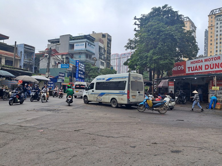 H&agrave; Nội quyết x&oacute;a xe d&ugrave;, bến c&oacute;c- Ảnh 1.