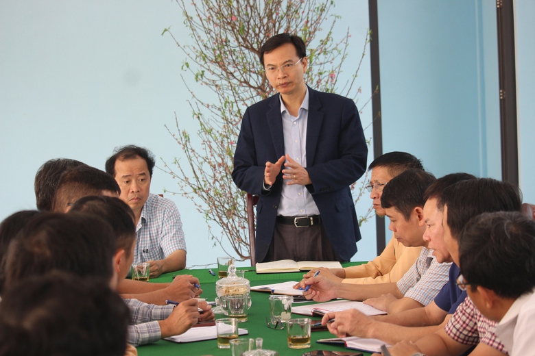 Tài xế gây tai nạn 3 người chết trên cao tốc Cam Lộ - La Sơn ít khi lái xe- Ảnh 6. Tài xế gây tai nạn 3 người chết trên cao tốc Cam Lộ - La Sơn ít khi lái xe- Ảnh 6.