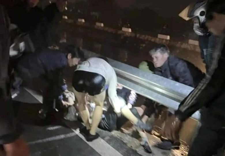 Hiện trường vụ tai nạn khiến nữ sinh tử vong. Hiện trường vụ tai nạn khiến nữ sinh tử vong.