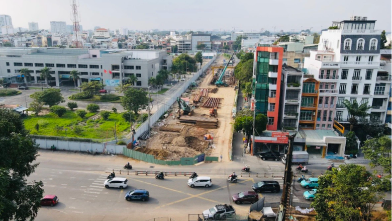 TP.HCM: Lắp 2 cầu vượt tạm ở cửa ng&otilde; T&acirc;n Sơn Nhất để thi c&ocirc;ng hầm chui- Ảnh 1.