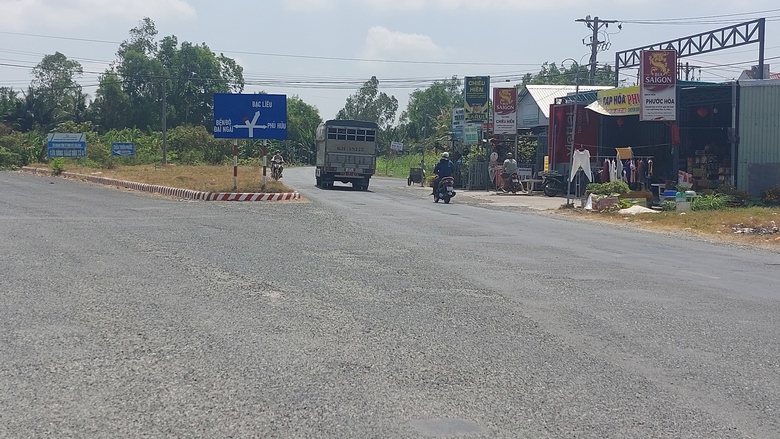 Nhiều khu vực tiềm ẩn nguy cơ tai nạn ở S&oacute;c Trăng- Ảnh 2.