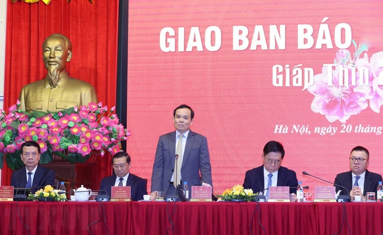 Ph&oacute; thủ tướng: Năm 2024 nhiều kh&oacute; khăn, nhiệm vụ của b&aacute;o ch&iacute; c&agrave;ng nặng nề hơn- Ảnh 1.