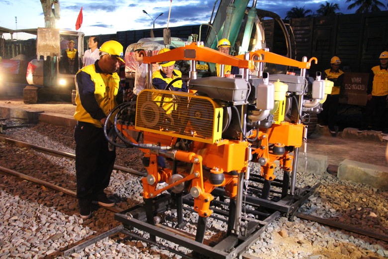 Sau n&acirc;ng cấp, đường sắt Nha Trang - S&agrave;i G&ograve;n đạt tốc độ hơn 80km/h- Ảnh 1.