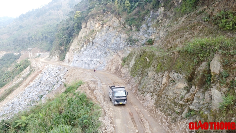 H&agrave; Giang: Tỉnh lộ 1.500 tỷ đồng c&oacute; về đ&iacute;ch đ&uacute;ng hẹn?- Ảnh 5.