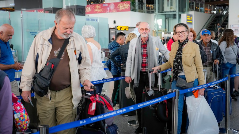 Kh&aacute;ch bay quốc tế qua s&acirc;n bay Nội B&agrave;i cao kỷ lục- Ảnh 2.