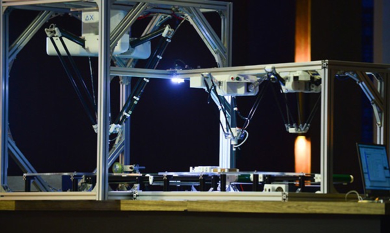 Từ chối triệu đ&ocirc;, CEO 9X nu&ocirc;i giấc mơ robot Việt- Ảnh 1.