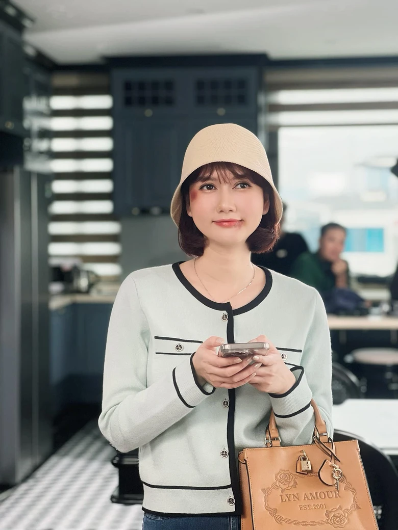 Phim si&ecirc;u ngắn 3 ph&uacute;t B&ecirc;n hiếu b&ecirc;n t&igrave;nh: Những t&igrave;nh huống 