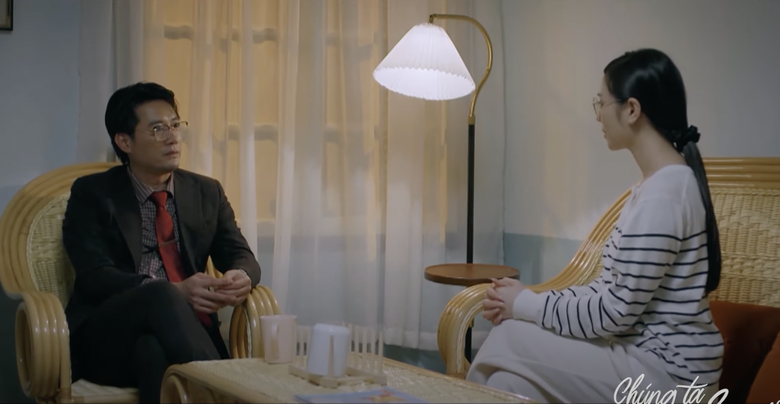 Giám đốc Giang nói con gái là đứa trẻ nhạy cảm và biết ai là người yêu thương mình trong khi mẹ đẻ của Lan Nhi lại chưa bao giờ cho cô bé cảm giác được yêu thương thật lòng. Giám đốc Giang nói con gái là đứa trẻ nhạy cảm và biết ai là người yêu thương mình trong khi mẹ đẻ của Lan Nhi lại chưa bao giờ cho cô bé cảm giác được yêu thương thật lòng.