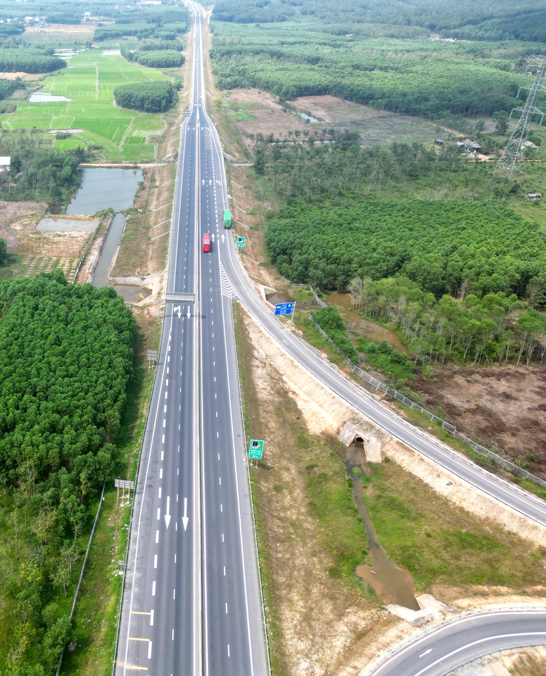 Ph&acirc;n kỳ hợp l&yacute; để c&oacute; 5.000km cao tốc- Ảnh 2.