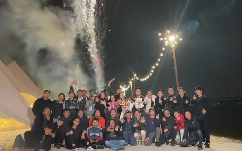 Cảnh quay cuối phim được Huyền Lizzie chia sẻ.