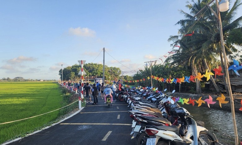 Tạm dừng chợ qu&ecirc; s&aacute;t QL55 do chưa đảm bảo ATGT- Ảnh 2.