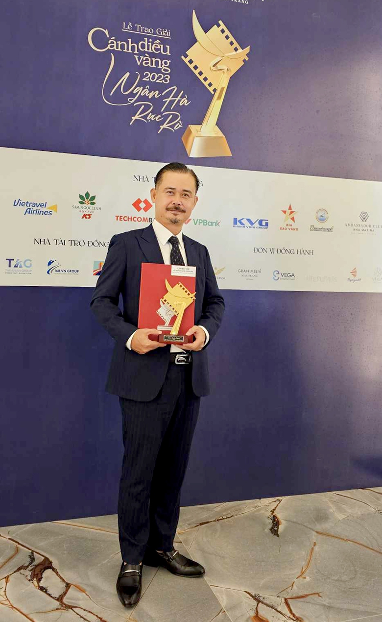 Diễn vi&ecirc;n Vĩnh Xương: Mơ về một s&acirc;n khấu c&oacute; 100 nghệ sĩ nh&acirc;n d&acirc;n- Ảnh 1.