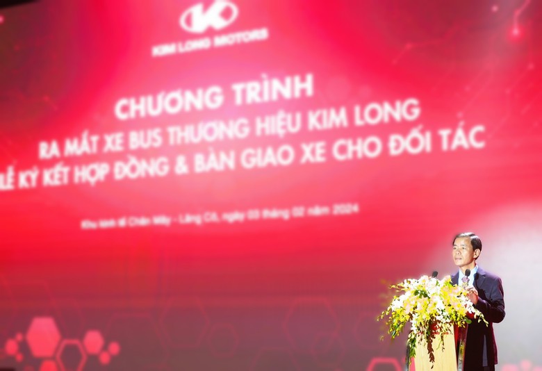 Dự &aacute;n sản xuất lắp r&aacute;p &ocirc; t&ocirc; hơn 4 ngh&igrave;n tỷ ở Huế ra mắt 19 xe bus đầu ti&ecirc;n- Ảnh 2.