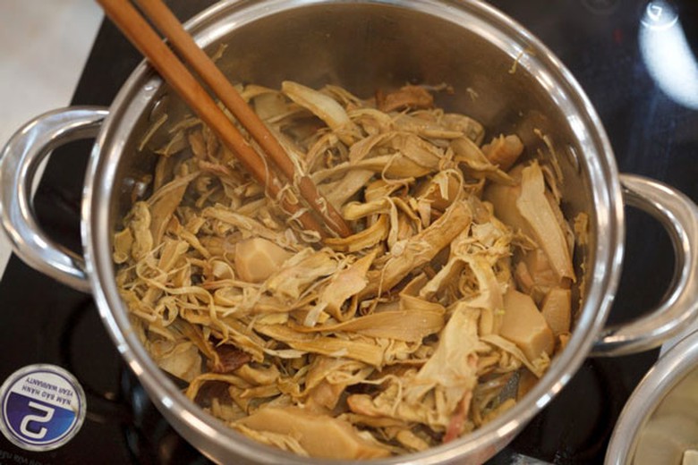 Nấu canh măng tuyệt đối kh&ocirc;ng qu&ecirc;n bước n&agrave;y để tr&aacute;nh ngộ độc ng&agrave;y Tết- Ảnh 5.