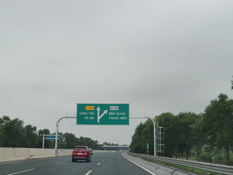 N&uacute;t giao kết nối đường tỉnh 392 với cao tốc H&agrave; Nội - Hải Ph&ograve;ng ch&iacute;nh thức th&ocirc;ng xe - Ảnh 2.