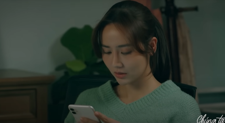 Dương thực sự đ&atilde; xao xuyến trước những m&agrave;n t&aacute;n tỉnh dồn dập v&agrave; sự chai mặt của L&acirc;m.