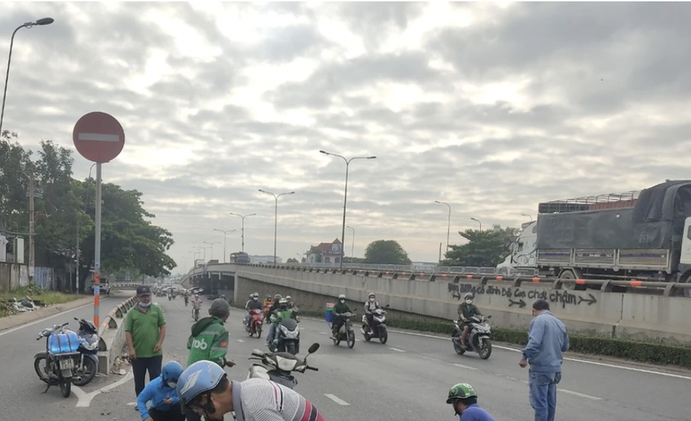 33 người không thể trở về nhà do TNGT trong ngày đầu nghỉ Tết- Ảnh 3. 33 người không thể trở về nhà do TNGT trong ngày đầu nghỉ Tết- Ảnh 3.