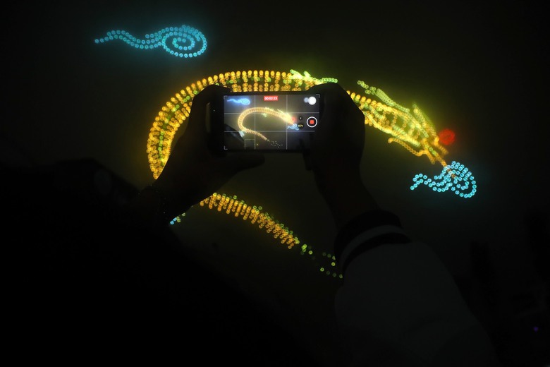 M&atilde;n nh&atilde;n m&agrave;n tổng duyệt m&aacute;y bay kh&ocirc;ng người l&aacute;i vẽ biểu tượng Thủ đ&ocirc;- Ảnh 4.