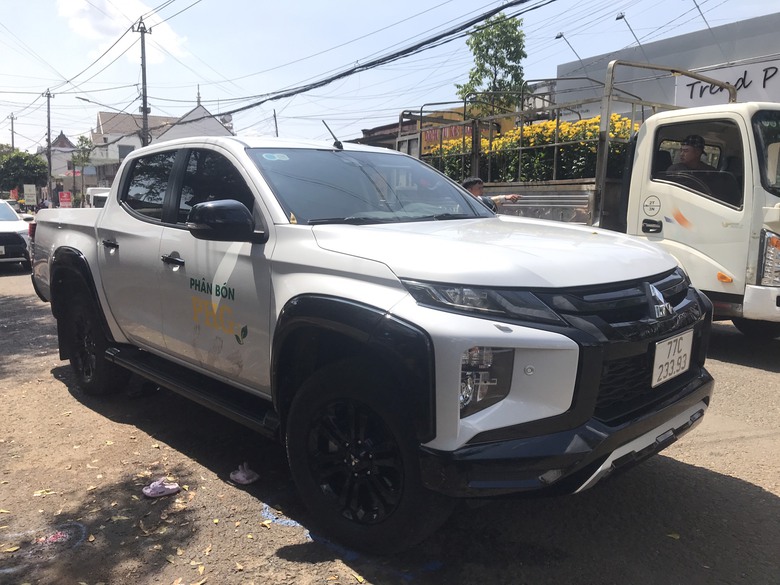 Tai nạn li&ecirc;n ho&agrave;n trưa 30 Tết, b&eacute; 2 tuổi tử vong thương t&acirc;m- Ảnh 1.