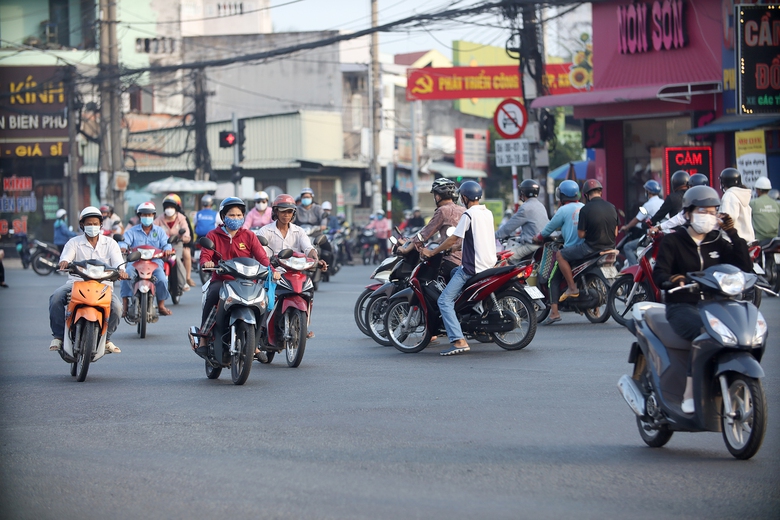 Long An: Tai nạn r&igrave;nh rập ở ng&atilde; tư Long Kim tr&ecirc;n quốc lộ 1- Ảnh 1.