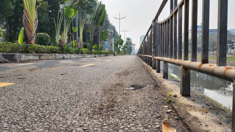 Đường d&agrave;nh ri&ecirc;ng cho xe đạp đầu ti&ecirc;n của H&agrave; Nội 