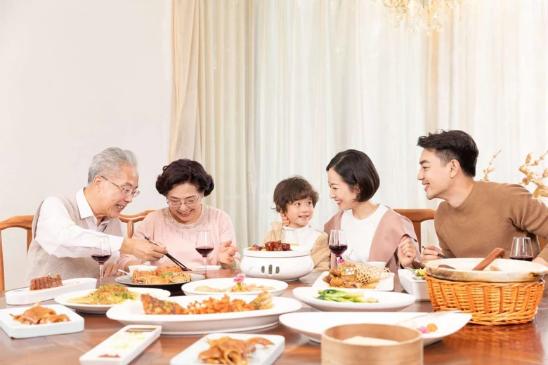 3 l&yacute; do người gi&agrave; n&ecirc;n ăn thịt để sống khỏe, sống thọ v&agrave; 4 điều cần hạn chế- Ảnh 1.