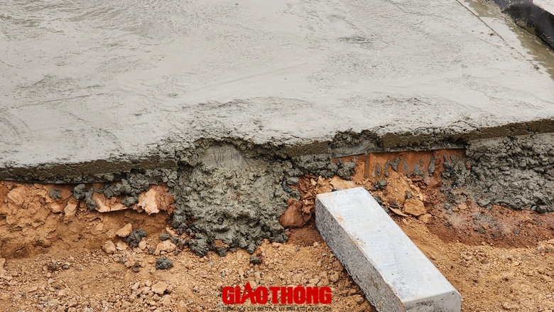 H&agrave; Nội: Nhiều dấu hiệu thi c&ocirc;ng ẩu ở dự &aacute;n đường trăm tỷ- Ảnh 11.