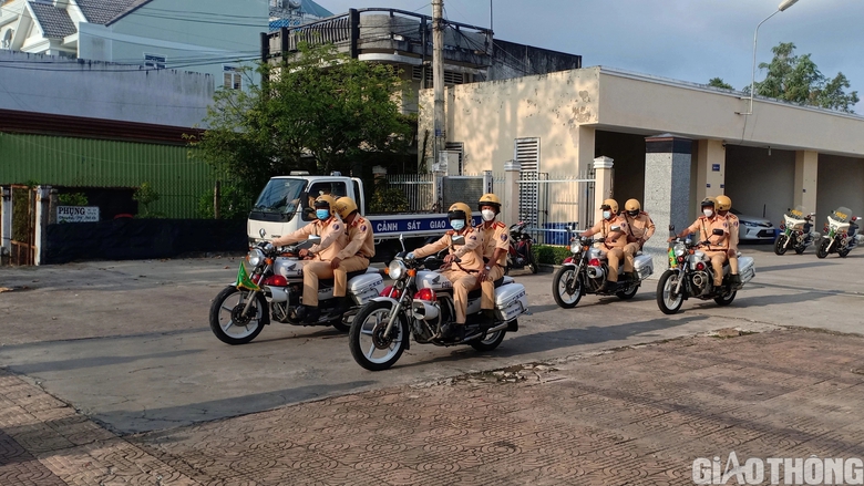 CSGT Bạc Li&ecirc;u sẽ xử l&yacute; nghi&ecirc;m vi phạm quy định về tr&aacute;nh vượt, sử dụng giấy tờ giả- Ảnh 2.