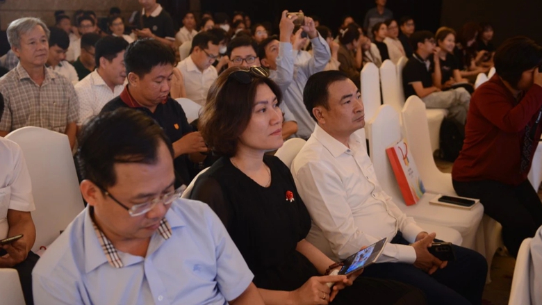 Hướng đi nào để báo chí phát triển bền vững, hiệu quả?- Ảnh 2. Hướng đi nào để báo chí phát triển bền vững, hiệu quả?- Ảnh 2.