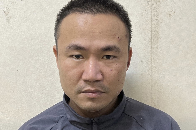 Ch&acirc;n dung t&agrave;i xế xe b&aacute;n tải t&ocirc;ng &ocirc; t&ocirc; cảnh s&aacute;t rồi bỏ chạy g&acirc;y tai nạn li&ecirc;n tiếp- Ảnh 1.