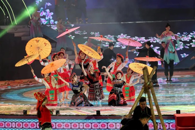 Khai mạc Năm Du lịch Quốc gia - Điện Bi&ecirc;n v&agrave; Lễ hội Hoa Ban 2024- Ảnh 5.