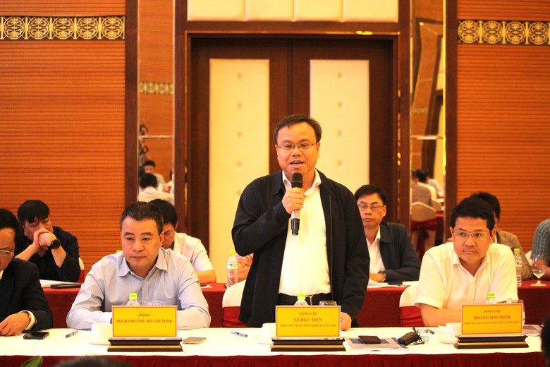 Cao tốc Vạn Ninh - Cam Lộ: Mỏ đất chưa giao, mặt bằng vẫn vướng- Ảnh 2. Cao tốc Vạn Ninh - Cam Lộ: Mỏ đất chưa giao, mặt bằng vẫn vướng- Ảnh 2.