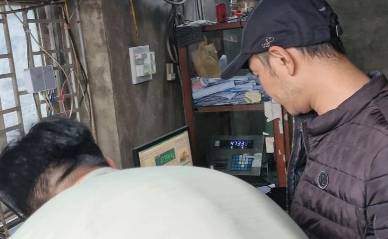 Th&aacute;i Nguy&ecirc;n: Bến thủy tiếp tay vi phạm, xe qu&aacute; tải tung chi&ecirc;u 