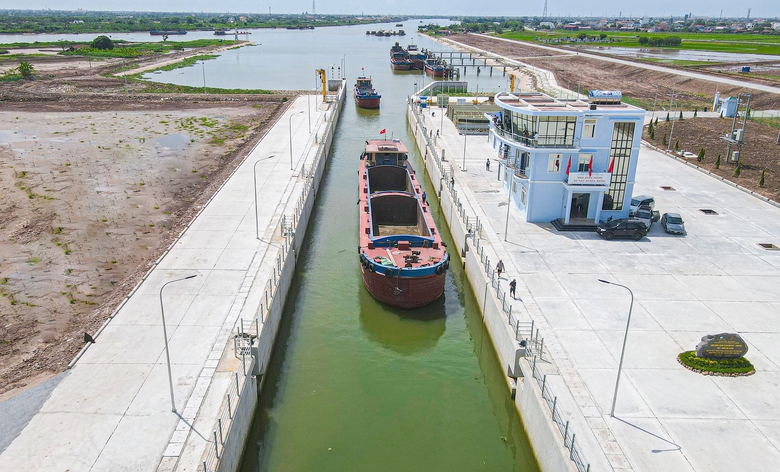 Luồng gió mới thúc đẩy vận tải hàng hải, đường thủy- Ảnh 2. Luồng gió mới thúc đẩy vận tải hàng hải, đường thủy- Ảnh 2.