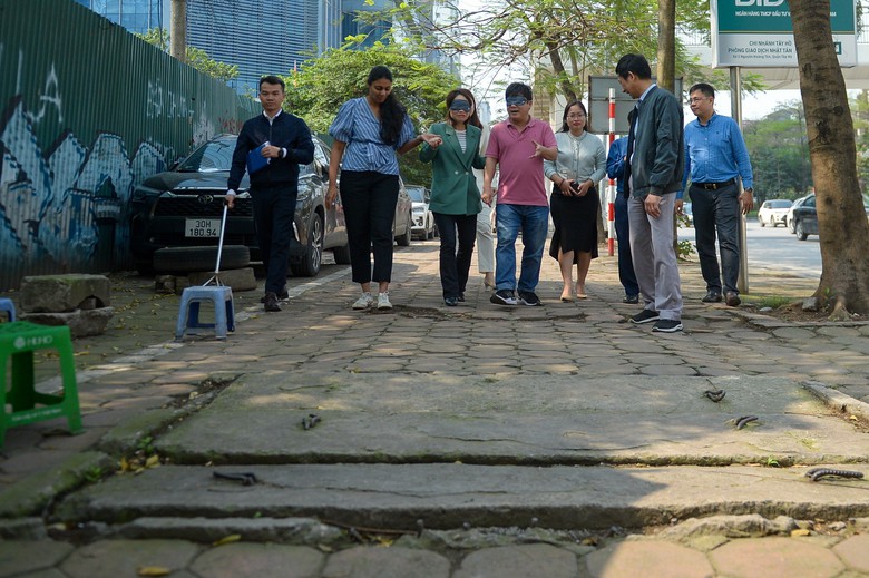 Chuy&ecirc;n gia quốc tế hỗ trợ H&agrave; Nội thiết kế lại c&aacute;c tuyến đường- Ảnh 2.