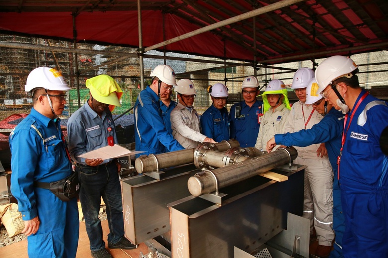 Hơn 4.000 người bảo dưỡng nh&agrave; m&aacute;y lọc dầu tỷ đ&ocirc;- Ảnh 4.