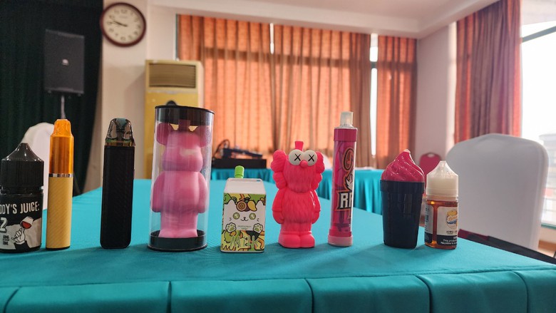 Người trẻ mắc nhiều bệnh người gi&agrave; v&igrave; thuốc l&aacute; điện tử- Ảnh 1.