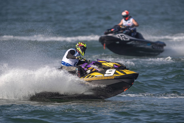 So k&egrave; căng thẳng ph&acirc;n hạng cuộc thi m&ocirc; t&ocirc; nước lần đầu tại Việt Nam- Ảnh 6.