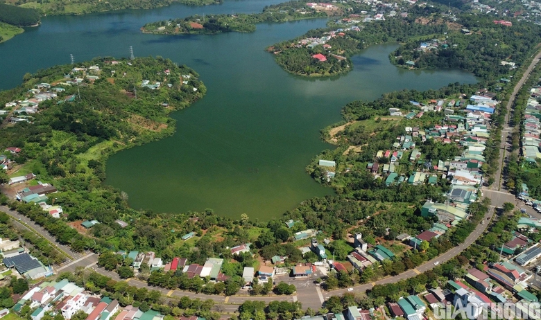 Kỳ vọng cao tốc Gia Nghĩa - Chơn Th&agrave;nh đưa Đắk N&ocirc;ng cất c&aacute;nh- Ảnh 4.