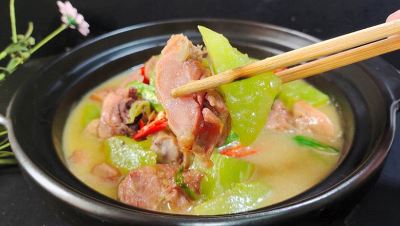 Thịt g&agrave; nấu c&ugrave;ng rau n&agrave;y cực nhanh, ăn ngon lại tăng cường miễn dịch - Ảnh 9.