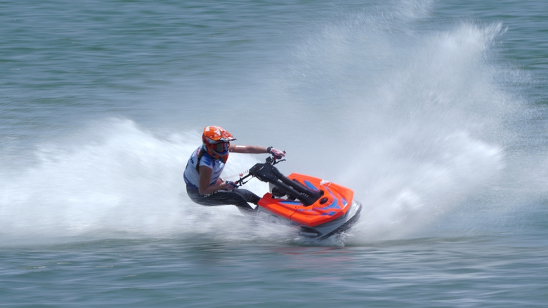 So k&egrave; căng thẳng ph&acirc;n hạng cuộc thi m&ocirc; t&ocirc; nước lần đầu tại Việt Nam- Ảnh 1.