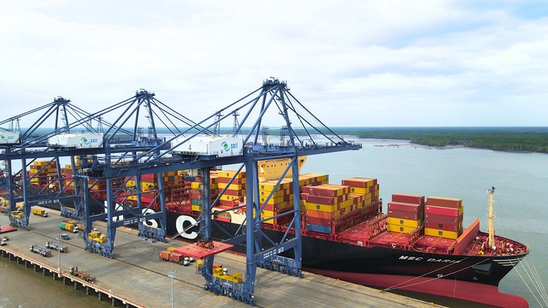 Cảng SSIT vừa được cho ph&eacute;p đ&oacute;n t&agrave;u gần 200.000 DWT  hiện đại cỡ n&agrave;o?- Ảnh 1.